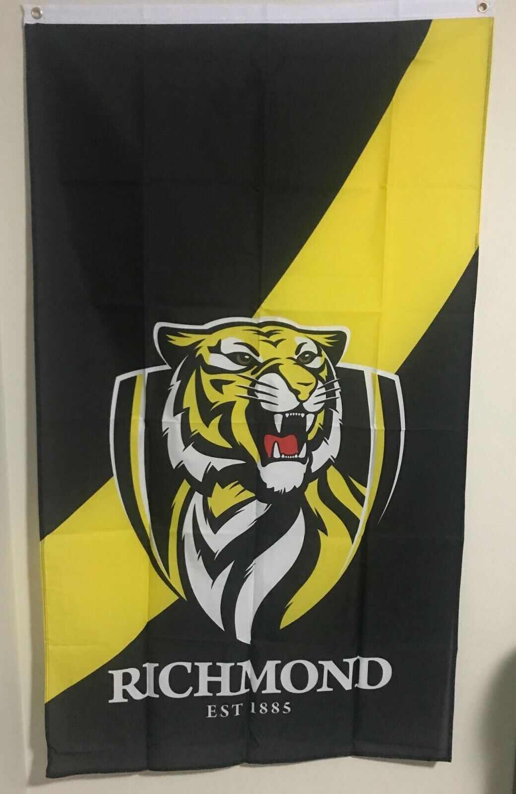 Official AFL Richmond Tigers Supporters Wall Cape Banner Flag 90 x 150 cm